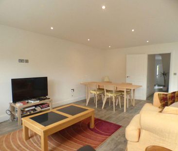 3 bedroom bungalow to rent - Photo 1