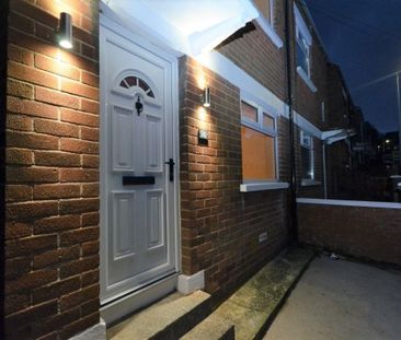 26 Woodvale Pass, Belfast BT13 3FN - Photo 5