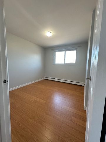 For Lease - 15 Mowat Boulevard Unit# 14, Kitchener, Ontario - Photo 5