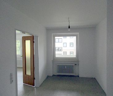 Nähe Waldsee & Zentrum: Renovierte + gepflegte 3-Zi.-Wohnung hell, großzügig & mit Balkon - Foto 5