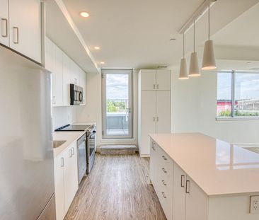 The Bradshaw on Bank - Photo 3