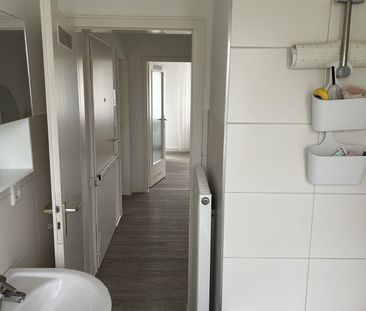 Moderne 2-Zimmer-Wohnung mit Balkon in Essen - Photo 4