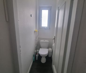 Chambre meublée en colocation à louer dans un appartement T5 en col... - Photo 4