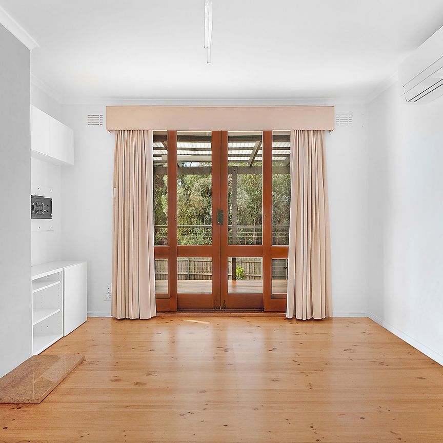 40B Arndell Street, Macquarie ACT 2614 - House For Rent | Domain - Photo 1