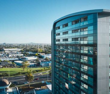 Beautiful 1 Bedroom 1-bathroom apartment in the heart of Manukau City - Photo 1