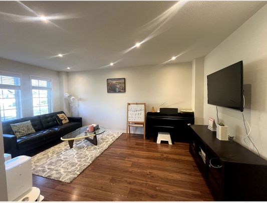 For Lease - 1083 Bur Oak Avenue, Markham, Ontario - Photo 1