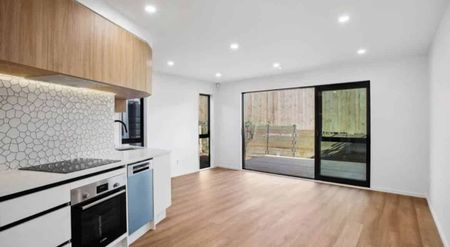 Brand New 1-Bedroom + Study Townhouse - Photo 2