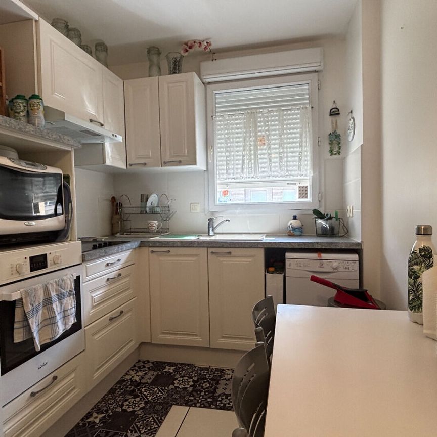 Chambre Corbeil Essonnes 1 pièce(s) 11.88 m2 - Photo 1