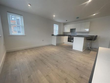 2 bedroom apartment to rent - Photo 3