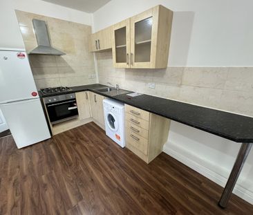 175 Moorside Road Swinton Manchester Greater Manchester - Photo 2