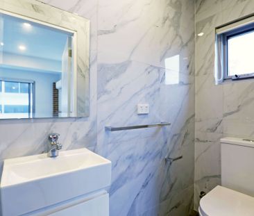 Bright & Modern Studio in a Super Convenient Carlingford Location! - Photo 3