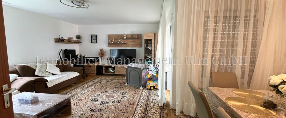 Helle 2-Zimmer-Wohnung mit Balkon und TG-Stellplatz in Wiblingen! - Photo 1