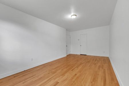10060 Rue J.-J.-Gagnier, H2B 2Z6, H2B 2Z6, Montréal - Photo 3