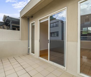 Live the Richmond Dream- Modern Comfort, a Sun-Filled Balcony, and ... - Photo 4