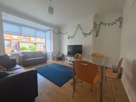 4 Bed - 49 Estcourt Avenue, Headingley, Leeds - LS6 3ET - Student - Photo 1