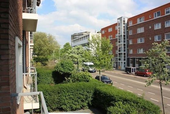 Goed onderhouden 4 kamer appartement met 2 balkons. - Foto 1