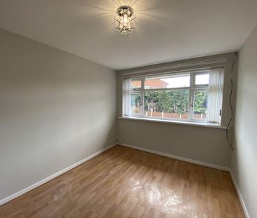 3 bedroom property to rent - Photo 3