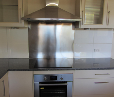 17 Arcoona Avenue, Rostrevor, SA - Photo 2