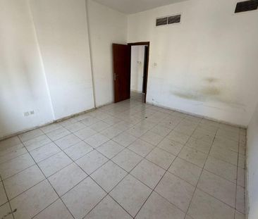 Large area, prime location, family building with w - Photo 3