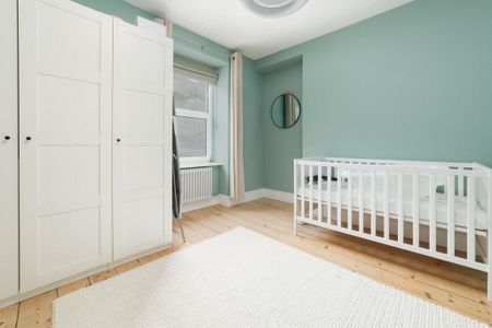 5 bedroom semi-detached house to rent - Photo 4