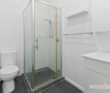 Freshly updated and in great location - Photo 6