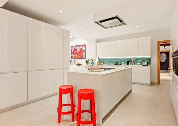 8 bedroom luxury Villa for rent in Benahavís, Spain