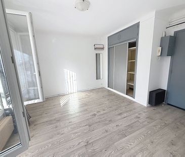 Location Appartement 1 pièce 22m² AVIGNON 84000 - Photo 3