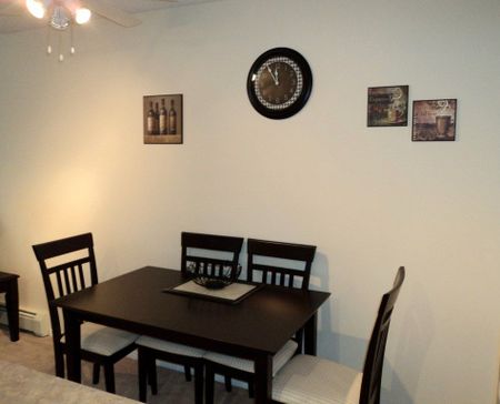 413, 60 Lawford Ave *furnished* - Photo 3