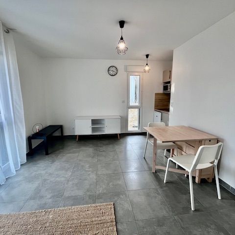 Location Appartement 1 pièce 22m² TROYES 10000 - Photo 1