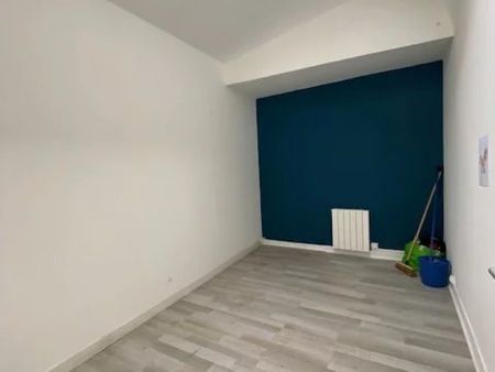 Location Appartement 3 pièces 55 m2 à Saint-Quentin - Photo 3