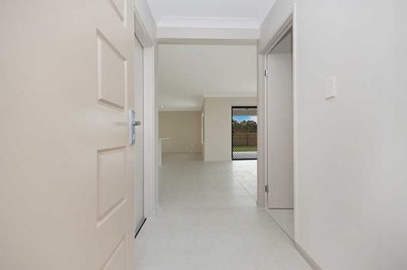 Your Ideal Coastal Retreat Awaits - 14 Kirrama Ct, Bushland Beach - Photo 4