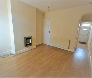 2 BED Terraced House To rent - Photo 1