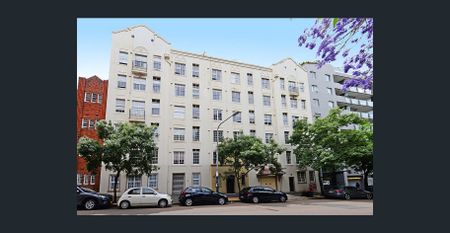 Attractive light-filled Art Deco apartment - Photo 4