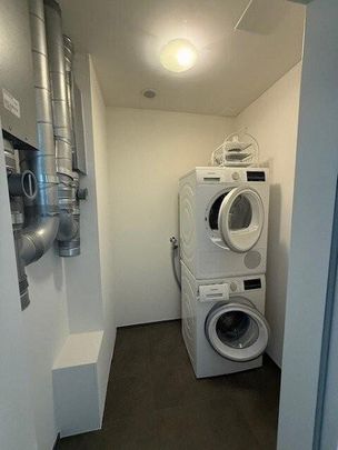 Helle und gemütliche 2.5-Zimmer-Wohnung mit schönem Balkon - Foto 1