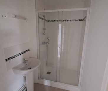 Location appartement T3 66.09m² à Reims (51100) Loyer CC * : 557.47... - Photo 2