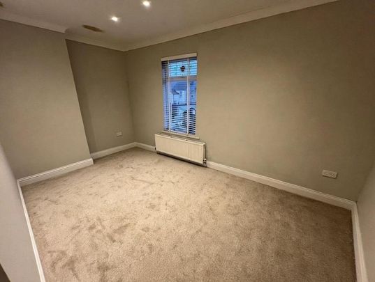 3 bedroom end of terrace house to rent - Photo 1