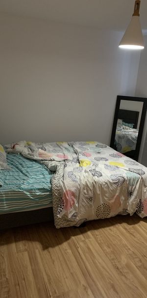 1ER Juin,3 Et Demi 1er Juin - Photo 1