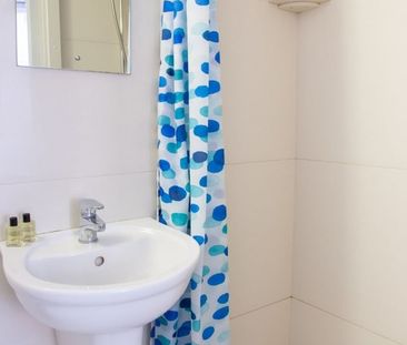 Studio Flat, Mapesbury Road, NW2 - Photo 5