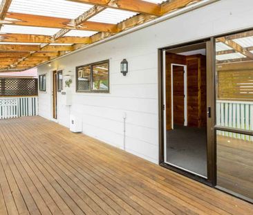 6 Edmund Lomas Grove, Birchville - Photo 2