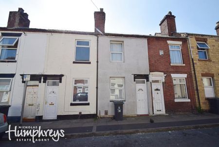 3 bedroom terraced house to rent - Photo 3