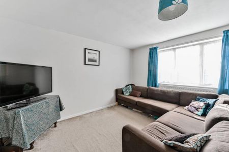 3 bedroom maisonette to rent - Photo 4