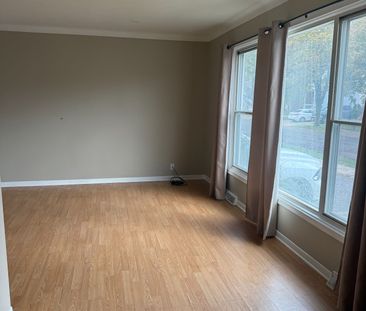 For Lease - 3 Moote Street, St. Catharines, Ontario - Photo 4