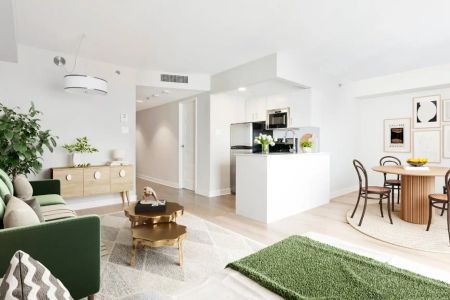 One80five — Studio Suites - Photo 4