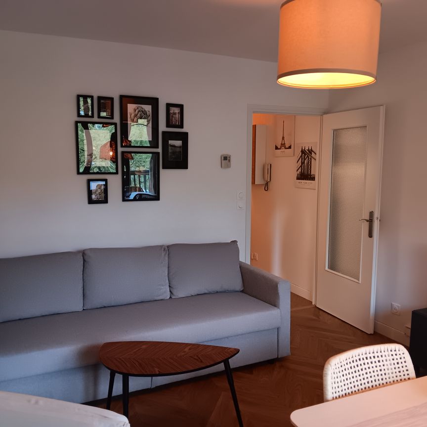 CHAMBERY T2 Meublé – réf 519 - Photo 1