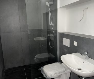 Moderne und lichtdurchflutete Wohnung in Bestlage. 2 Balkone - Photo 4