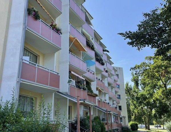 2-Zimmer-Wohnung mit Einbauküche - Foto 1