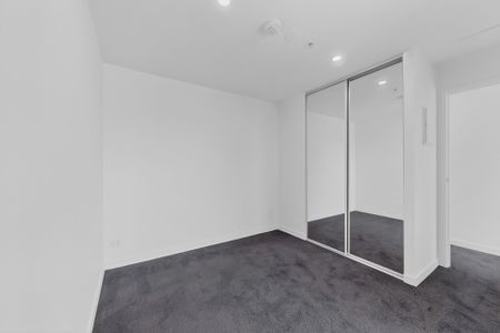 Light-Filled Apartment with Balcony and Car Space - Photo 5