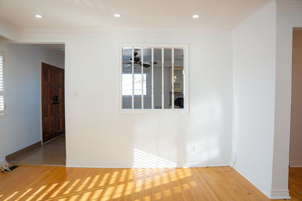 For Lease - 154 Shoreham Drive, Toronto, Ontario - Photo 1