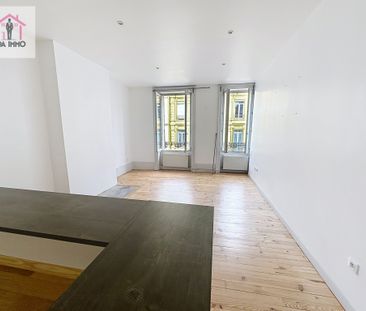 Location Appartement 2 pièces 55m² ST ETIENNE 42000 - Photo 6