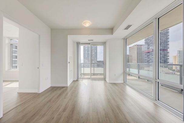 For Lease - 50 Dunfield Avenue Unit# 2217, Toronto, Ontario - Photo 1